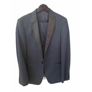 Men’s 3 Piece Suit